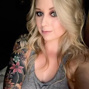 Meet your Posher, Whitney